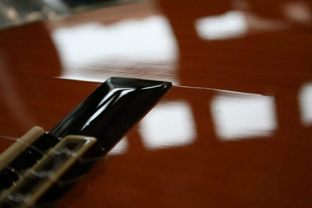 Mondo Musica di Maurizio Recchia Strumenti Musicali e spartiti a Fondi servizio liuteria