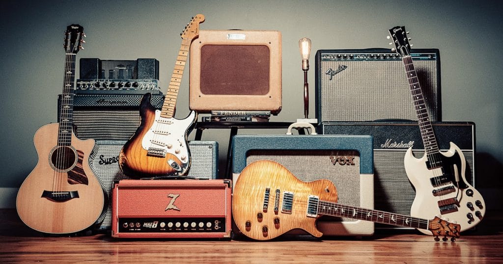 Mondo Musica di Maurizio Recchia Strumenti Musicali e spartiti a Fondi